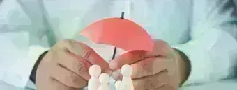 Страхование в кризис: стоит ли экономить на защите