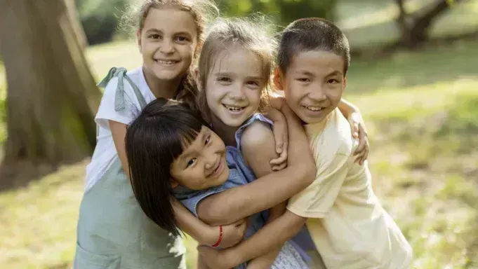 Страхование детей: что реально важно, а что — просто маркетинг