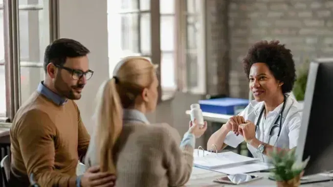 Гаджеты для путешествий: как застраховать смартфон, планшет и камеру